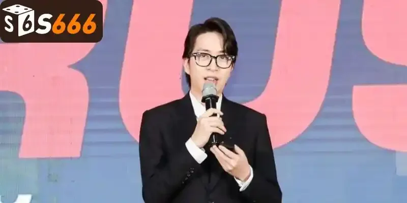 Tiểu sử Tác Giả Văn Đức